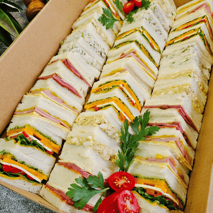 Triangles sandwiches (assortment)